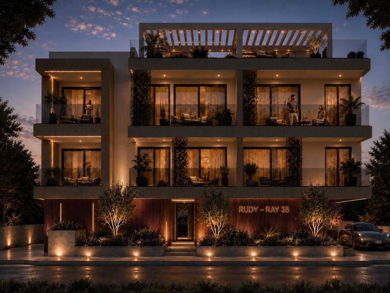 Rudy-Ray 35 night exterior